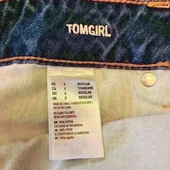 American Eagle Tomgirl high rise Buttonfly Jeans - Picture 6 of 11